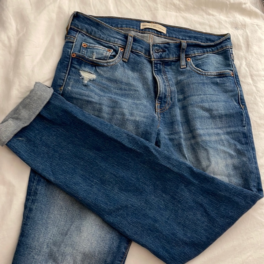 Straight legged relaxed jeans